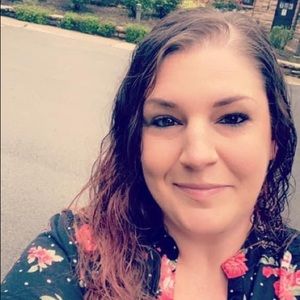 Meet your Posher, Jillian